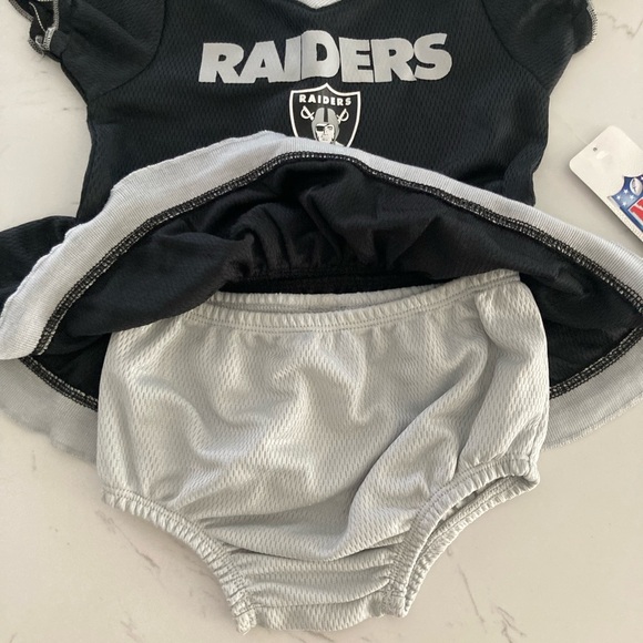 NWT NFL Baby-Girls Team Jersey Dress and Diaper Cover - Picture 3 of 9